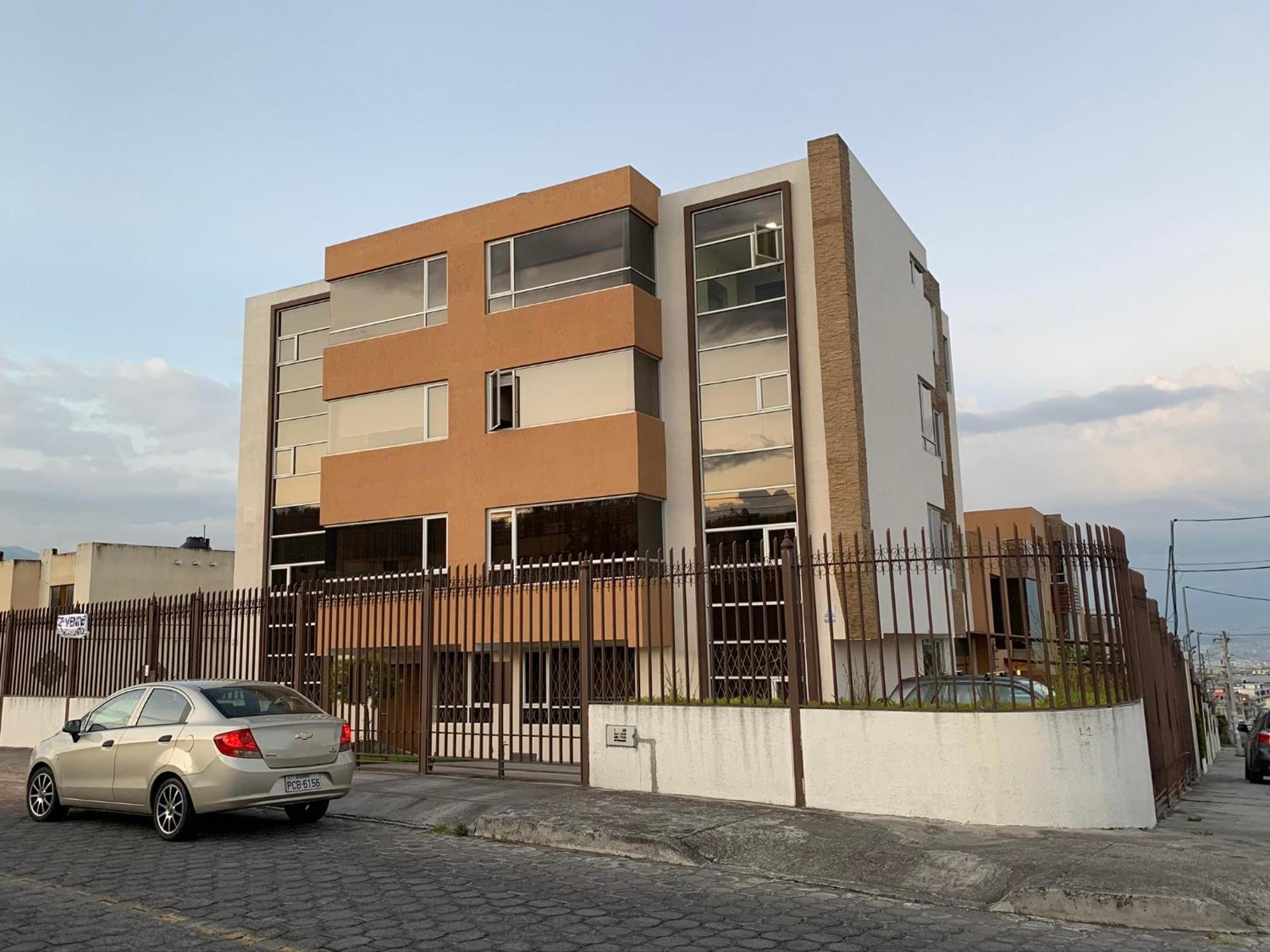 Instant Hotel - Departamento En Ambato Exterior photo
